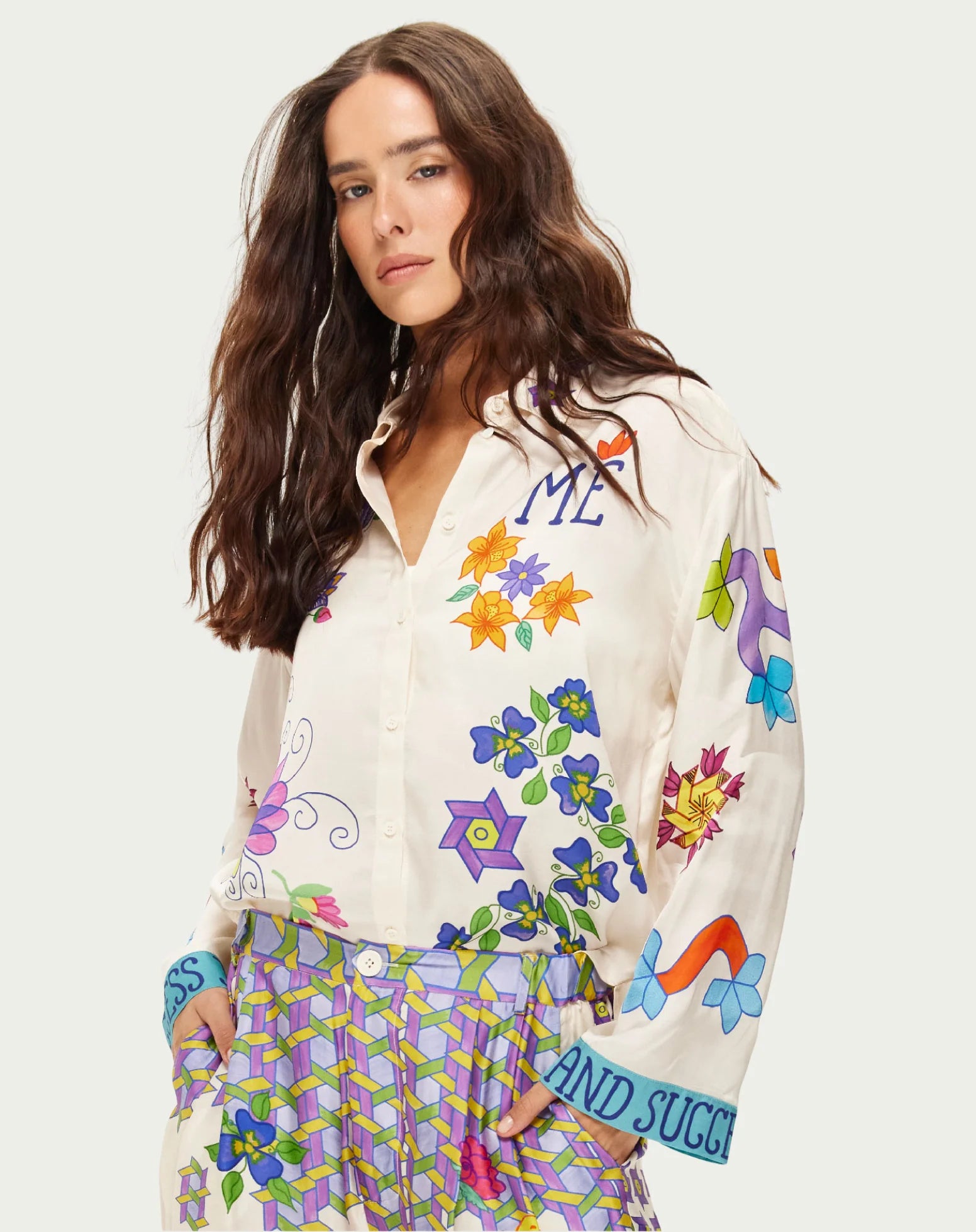 Aurora Oversized Shirt Markers