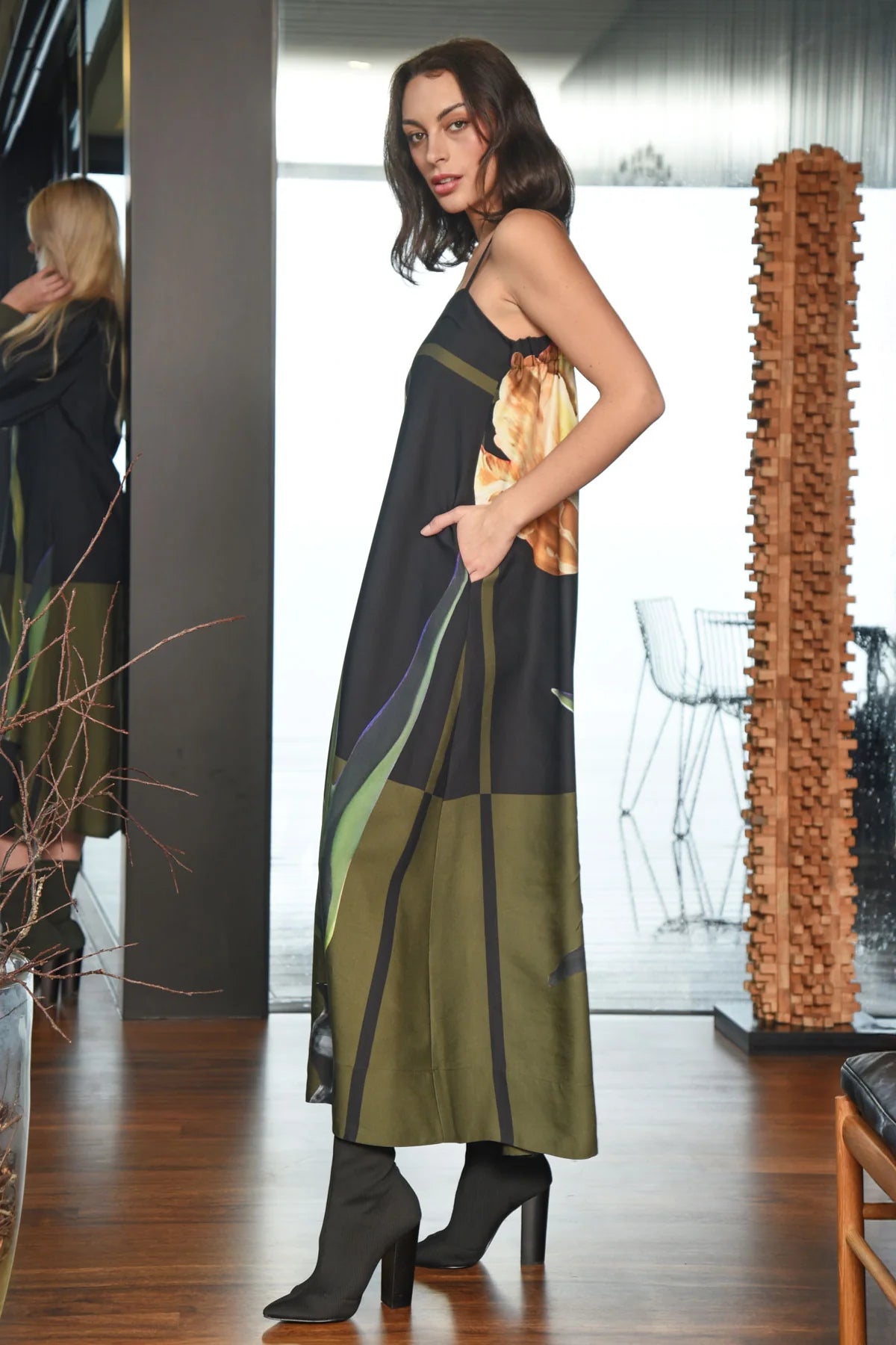 SIGNATURE STYLE DRESS