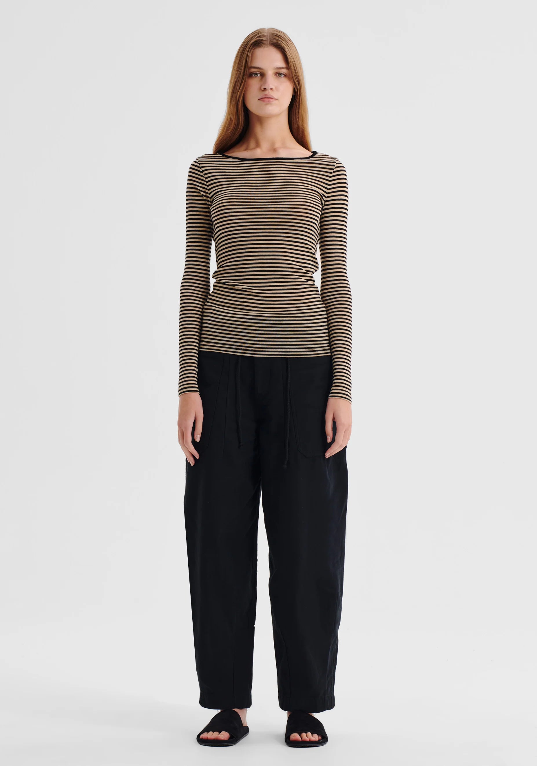 Morri Merino Stripe Round Neck Birch Black
