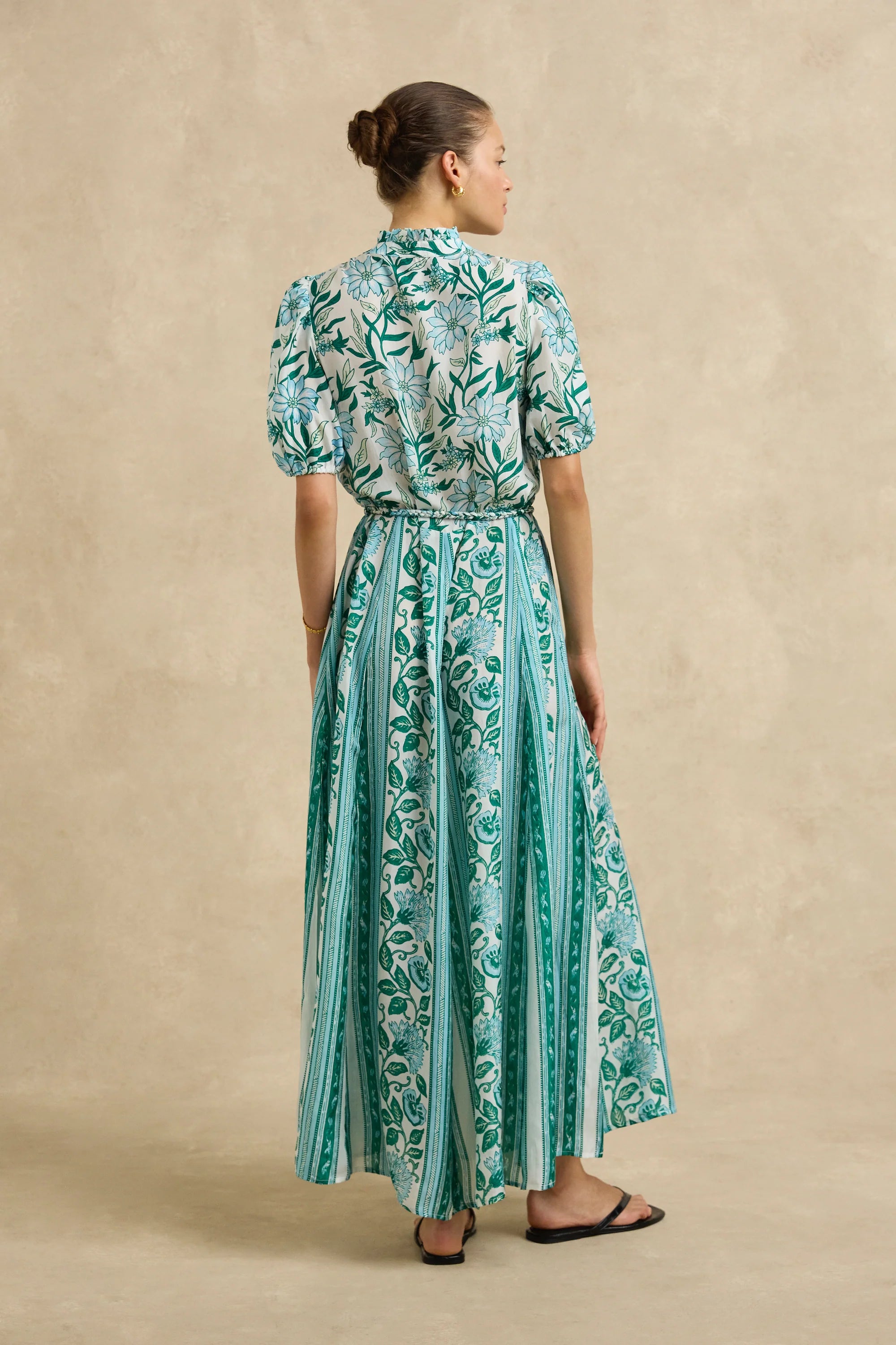 Oceanus Dress - Spring Daisy Light Blue