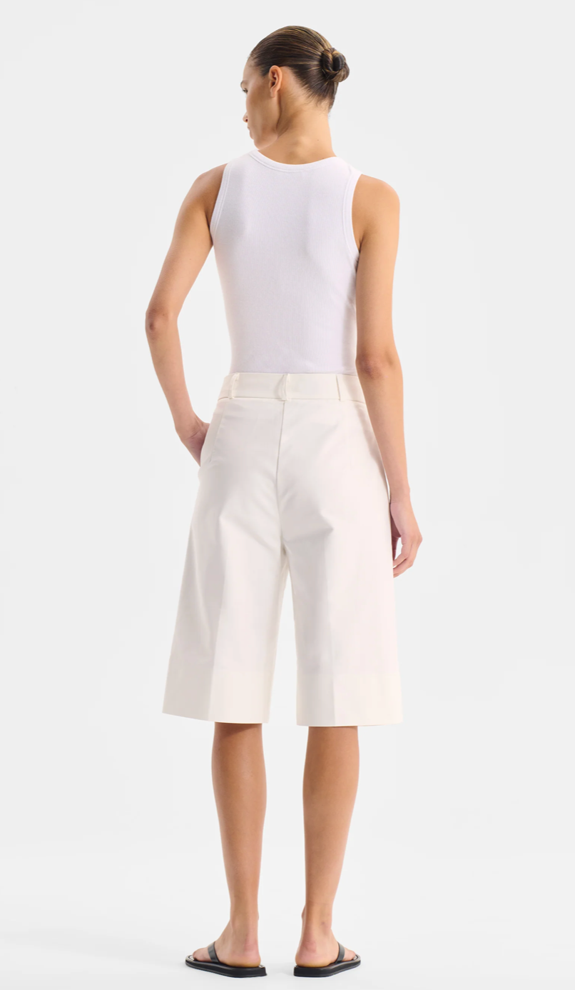 Elliott Bermuda Short White