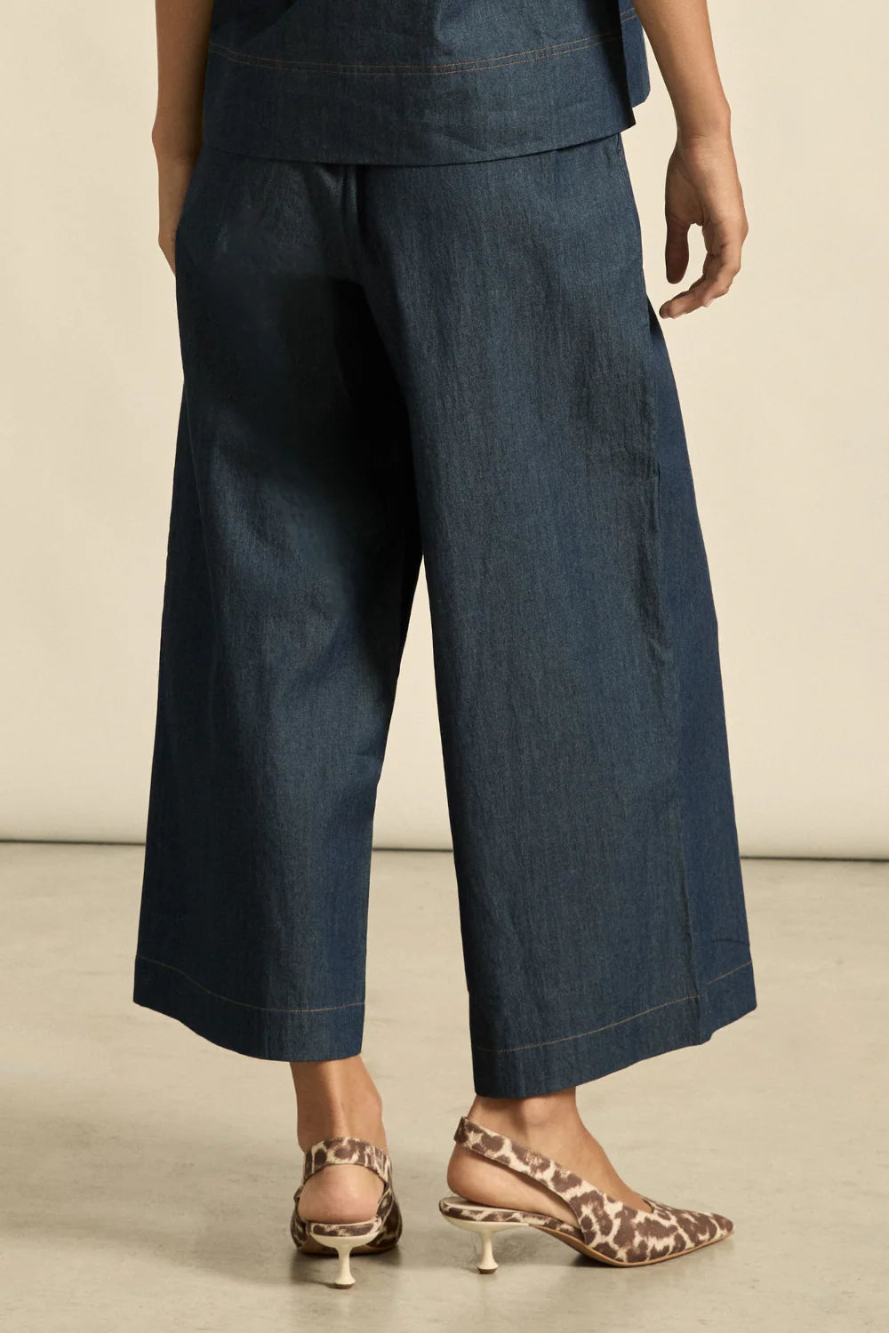 Astute Pant