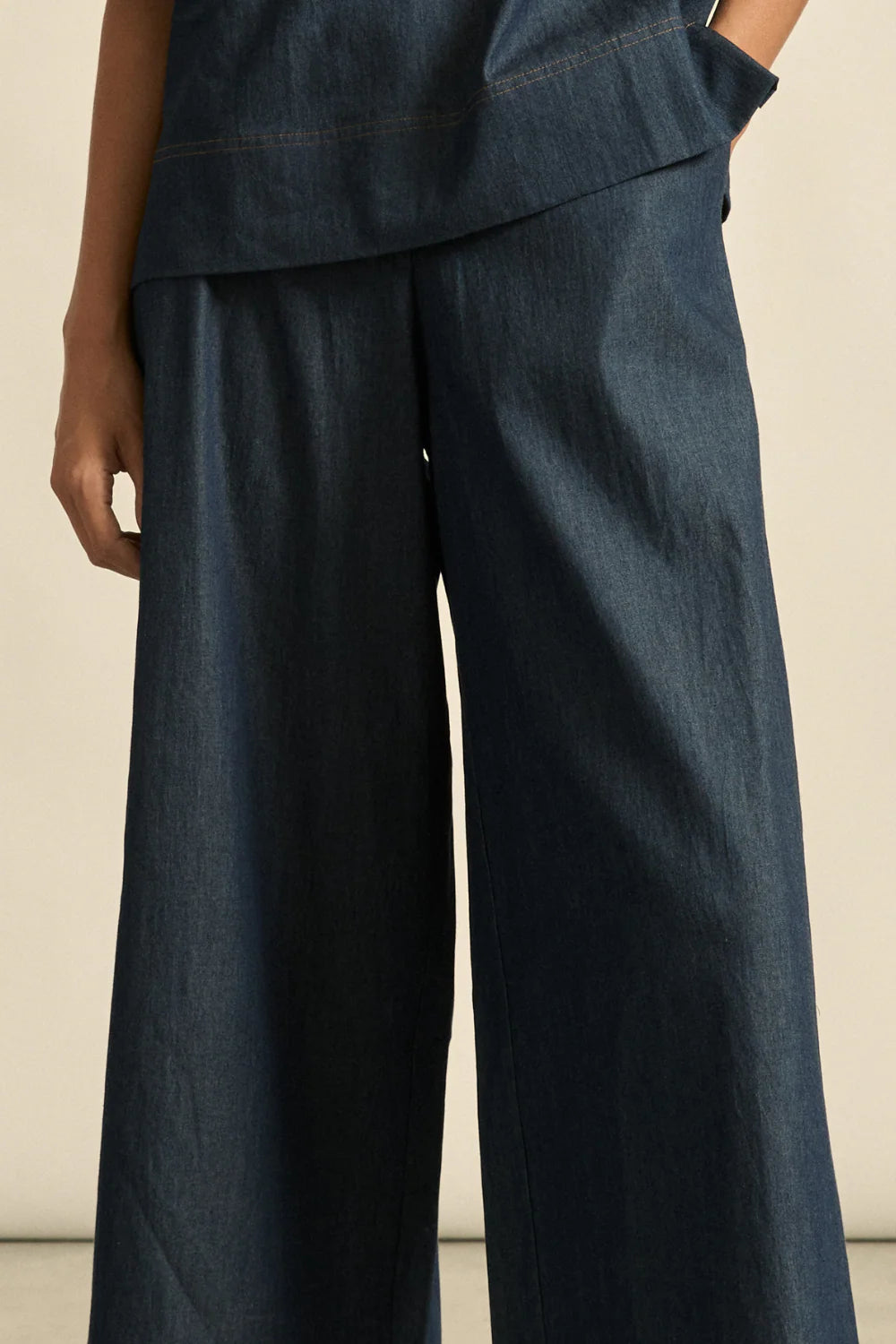 Astute Pant