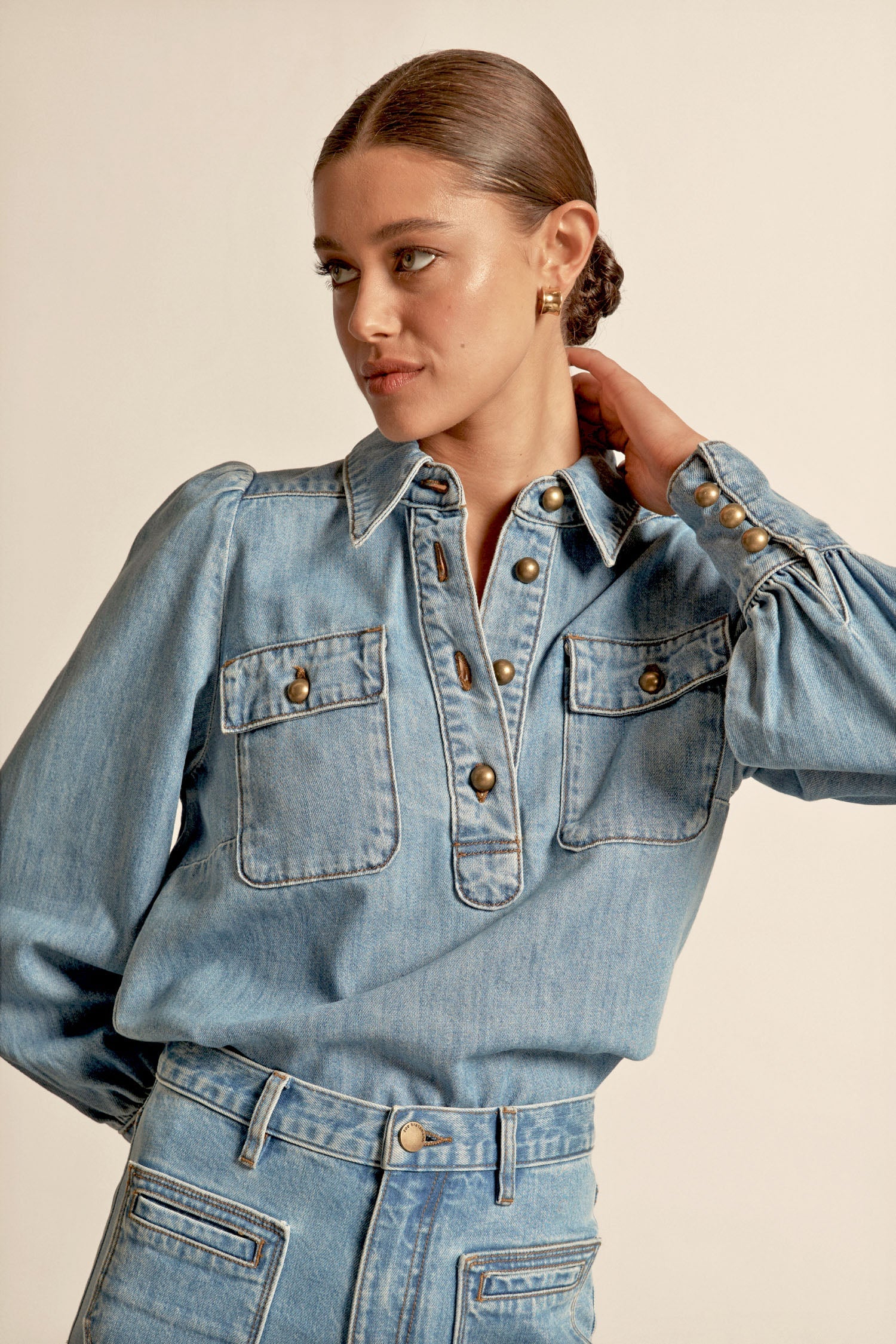 Resonate Top Light Washed Denim