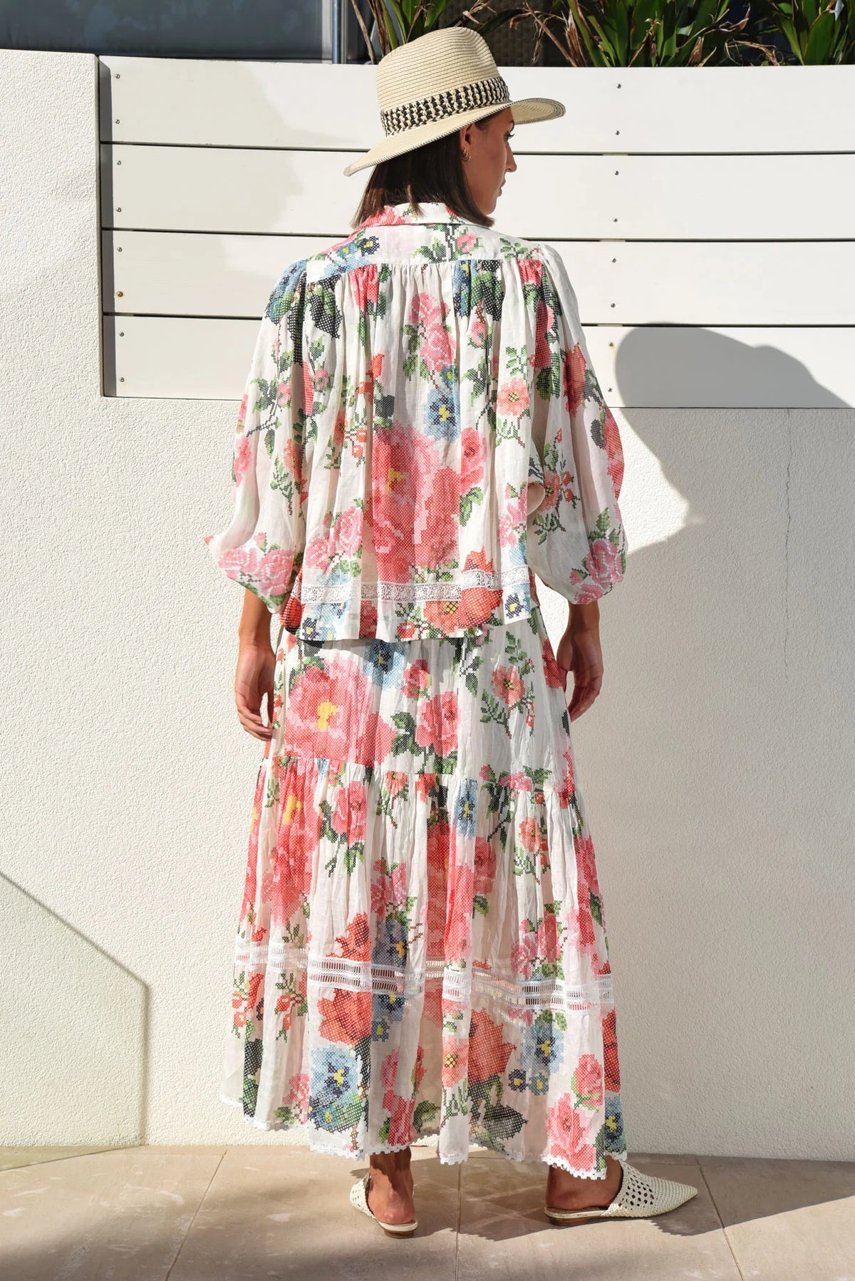 Add to Basket Skirt White Floral