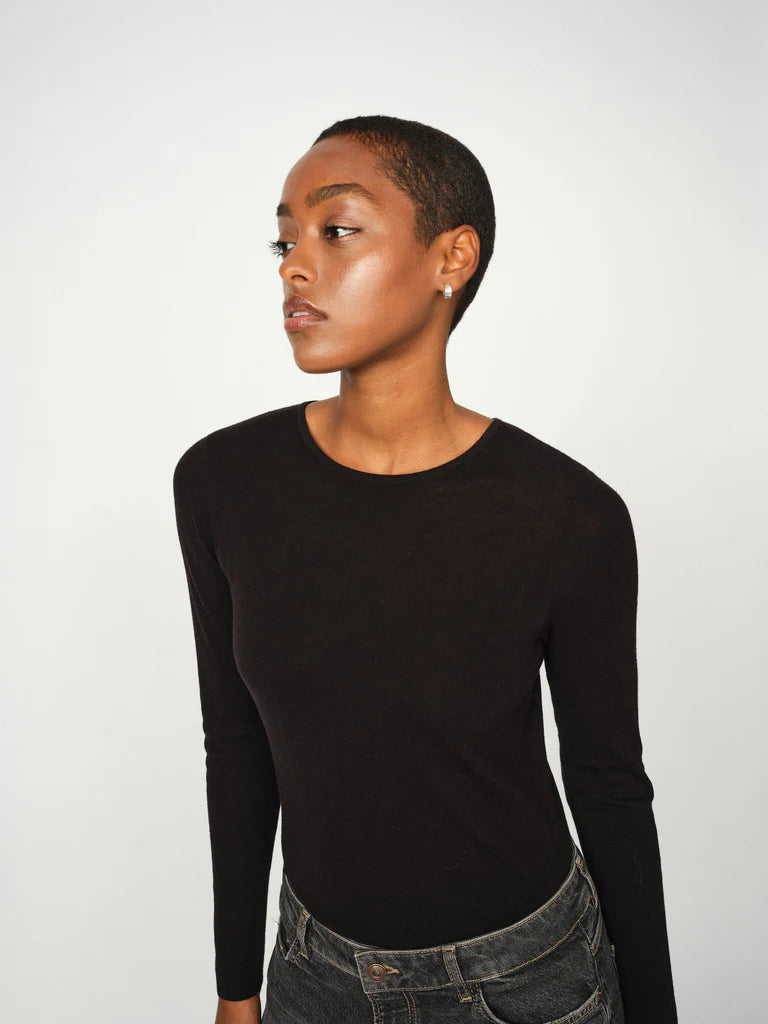 BOUCH O-NECK KNIT BLK