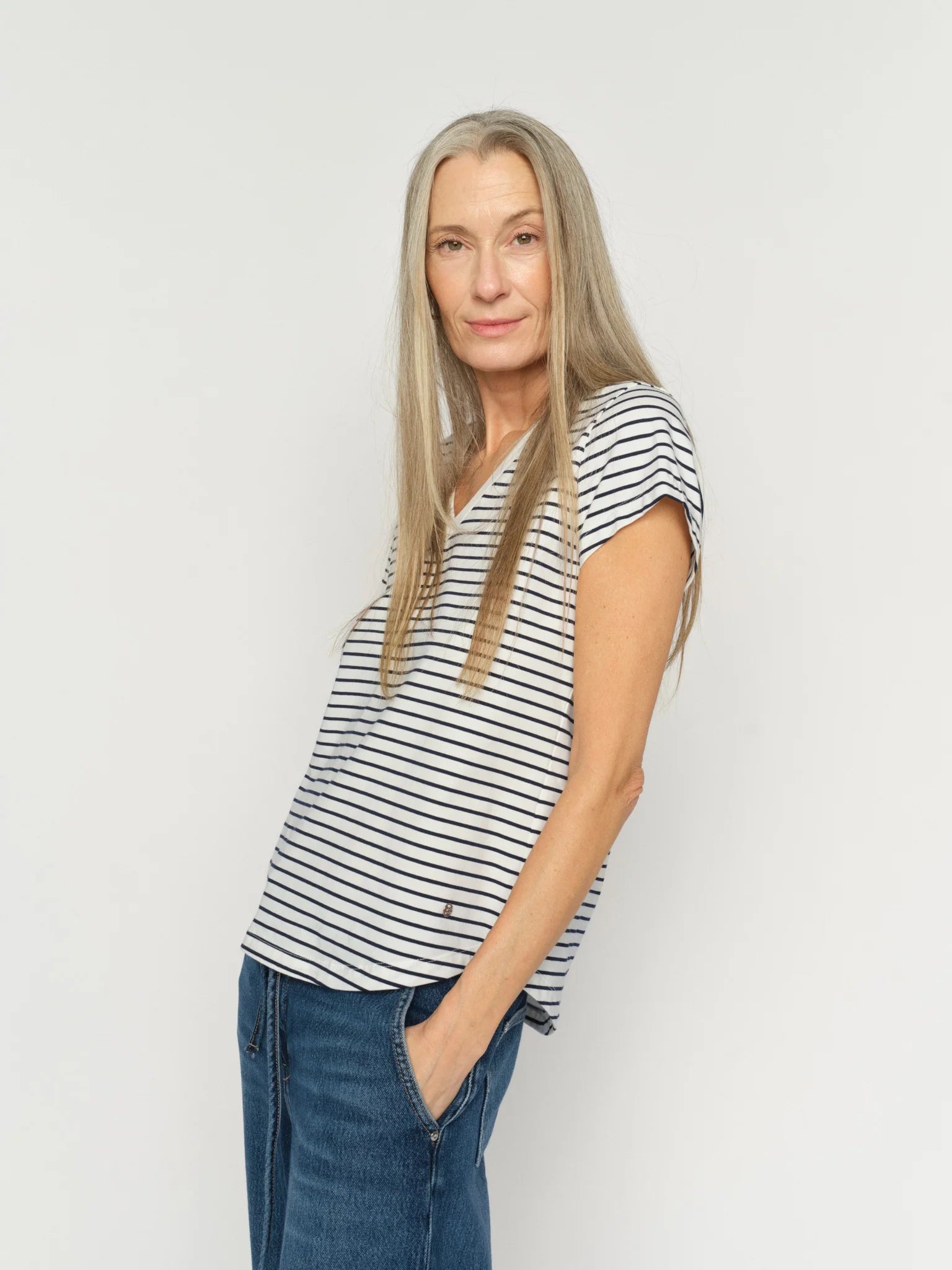 Kala V-SS Stripe Tee Navy