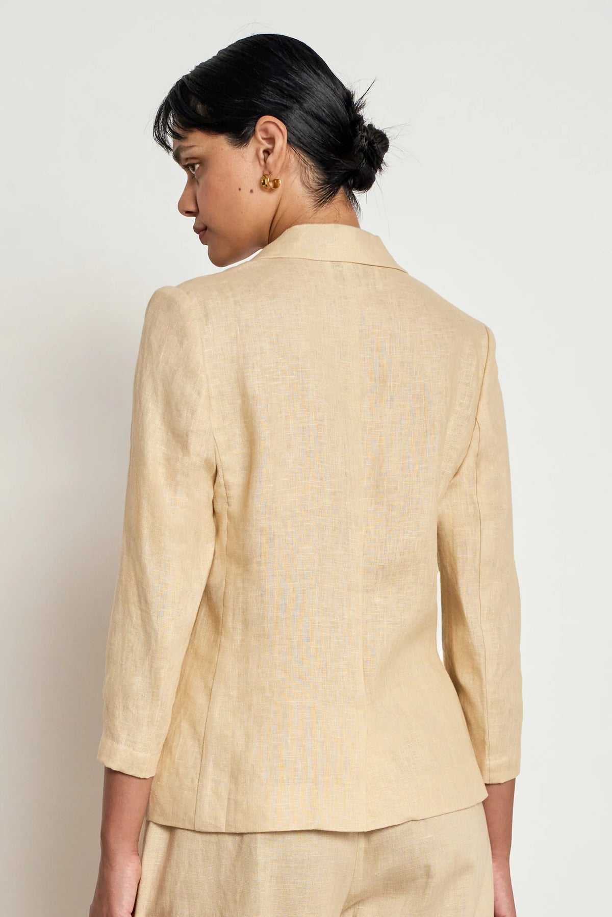 Illuminate Jacket Eggshell