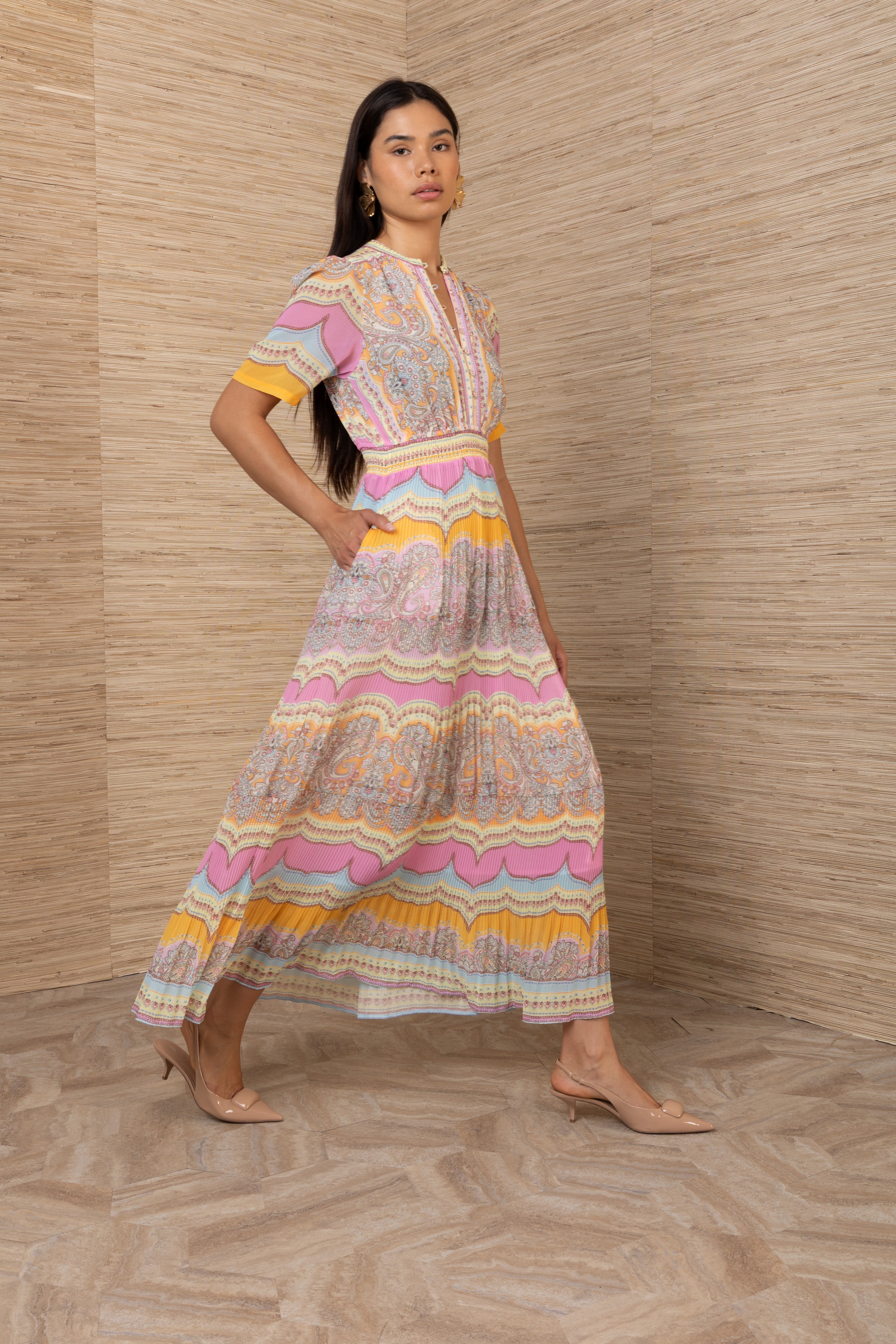 VALE Short Sleeve Maxi Dress Pink