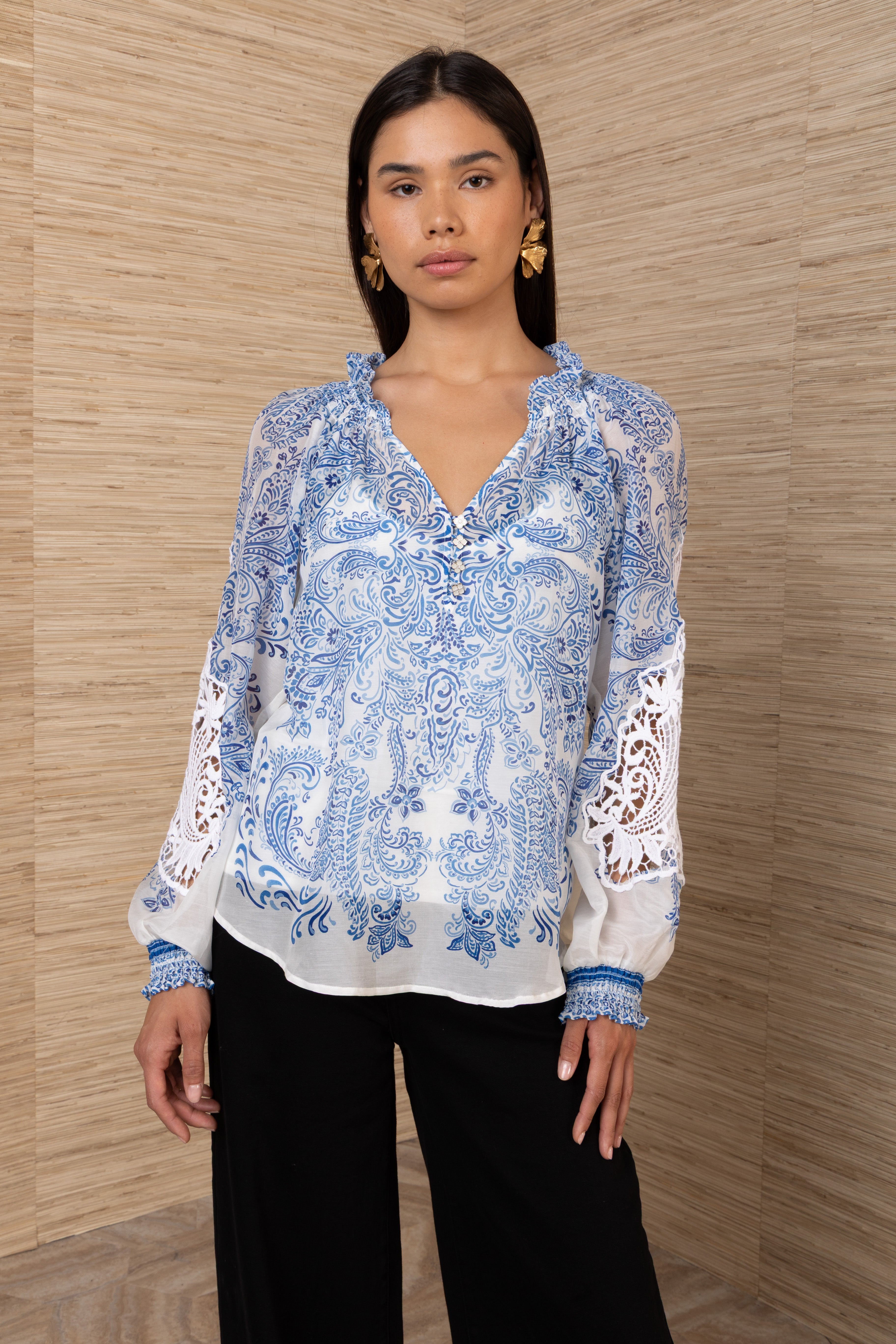TALI L/S V NECK TOP BLUE