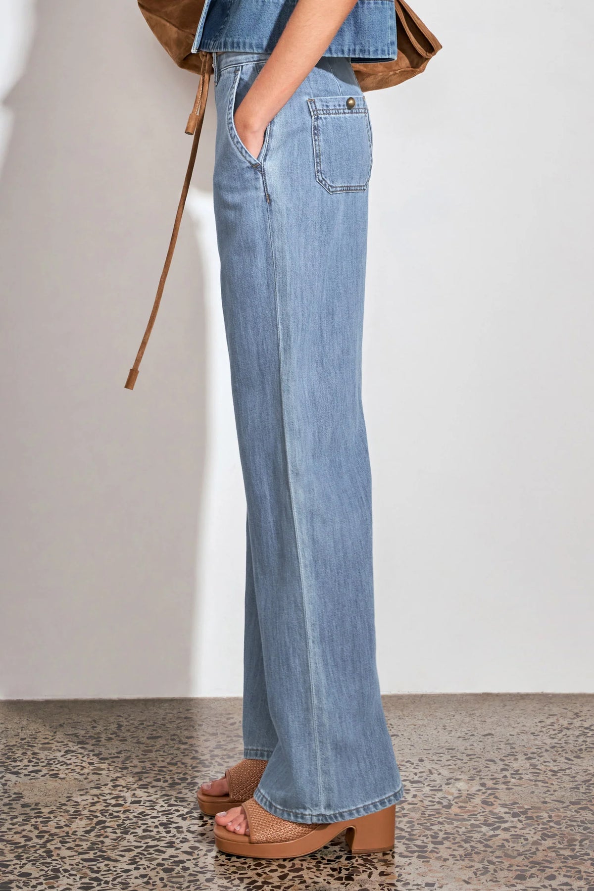 Flint Jean Light Washed Denim