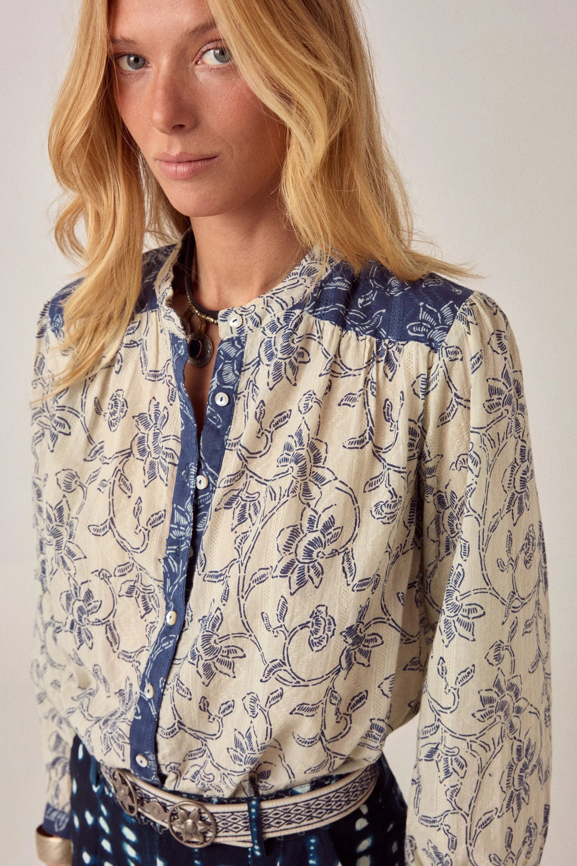 Cleo Blouse Sake