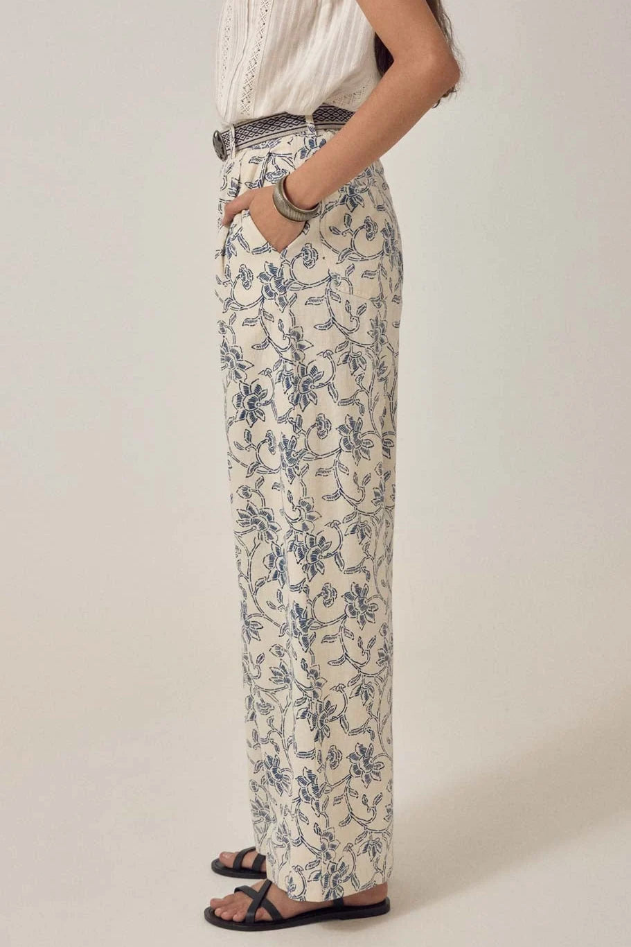 Simone Pant Sake