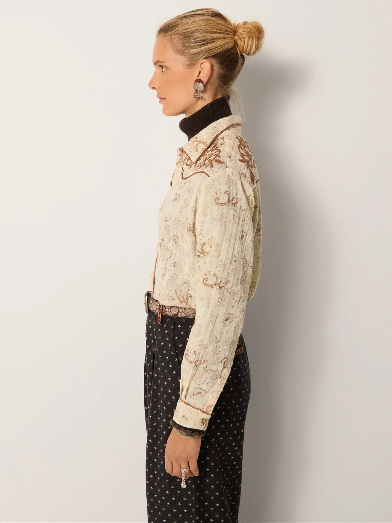 Jolene Blouse Sand Paisley