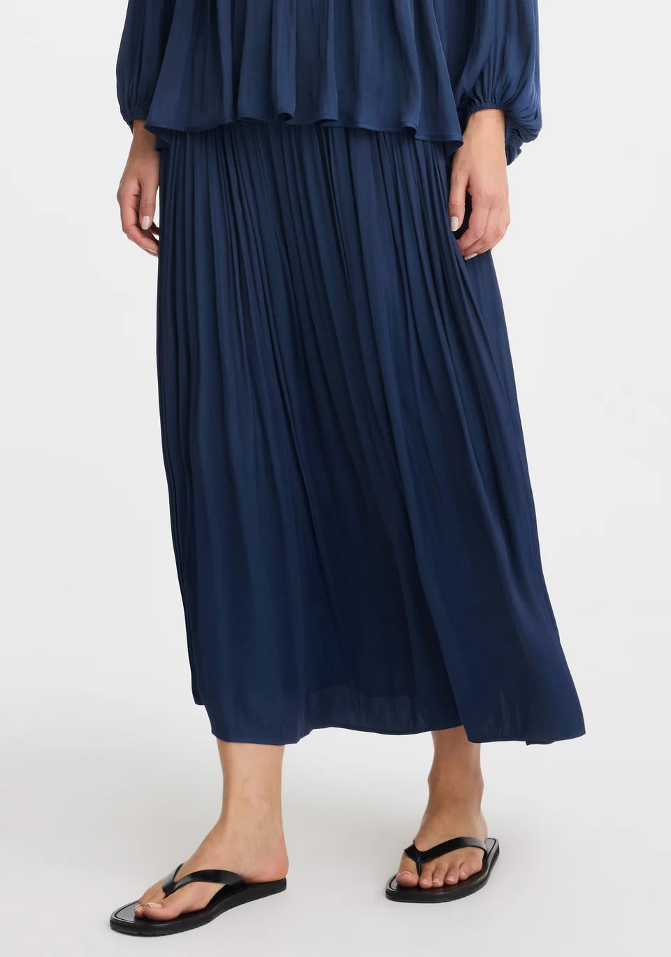 Vivienne Skirt Navy