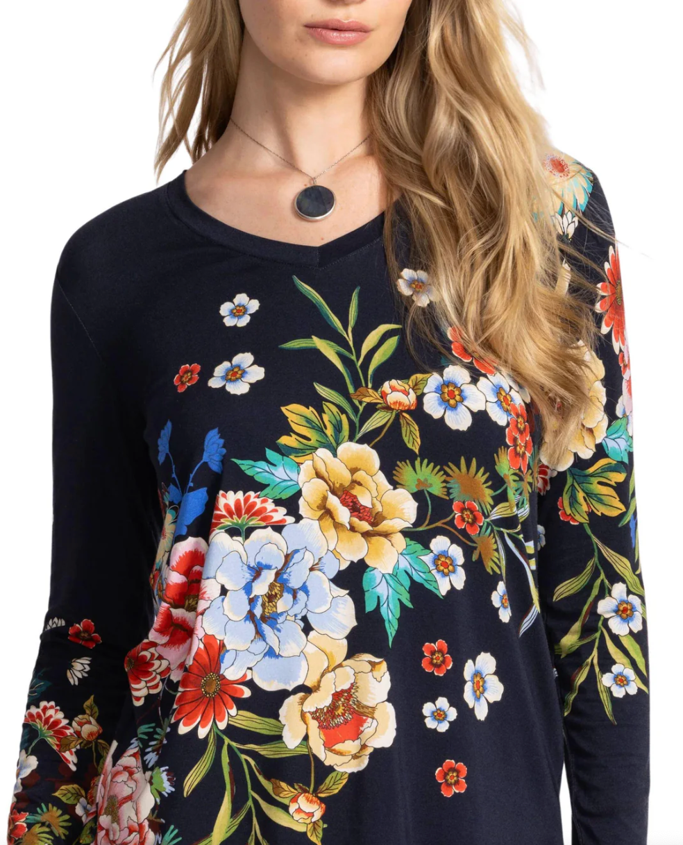 The Janie Long Sleeve V Neck T - Advestia