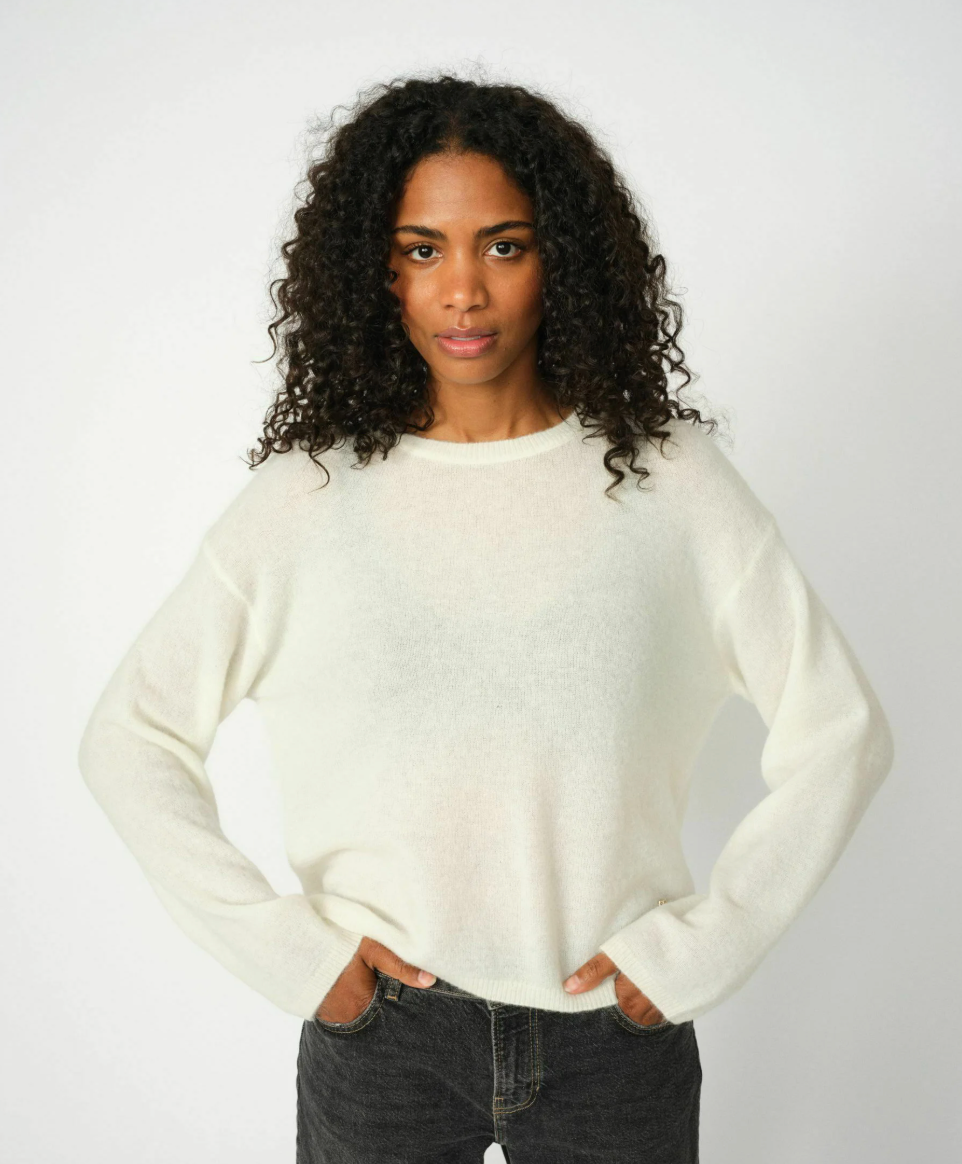 MAPE O-NECK KNIT CREAM