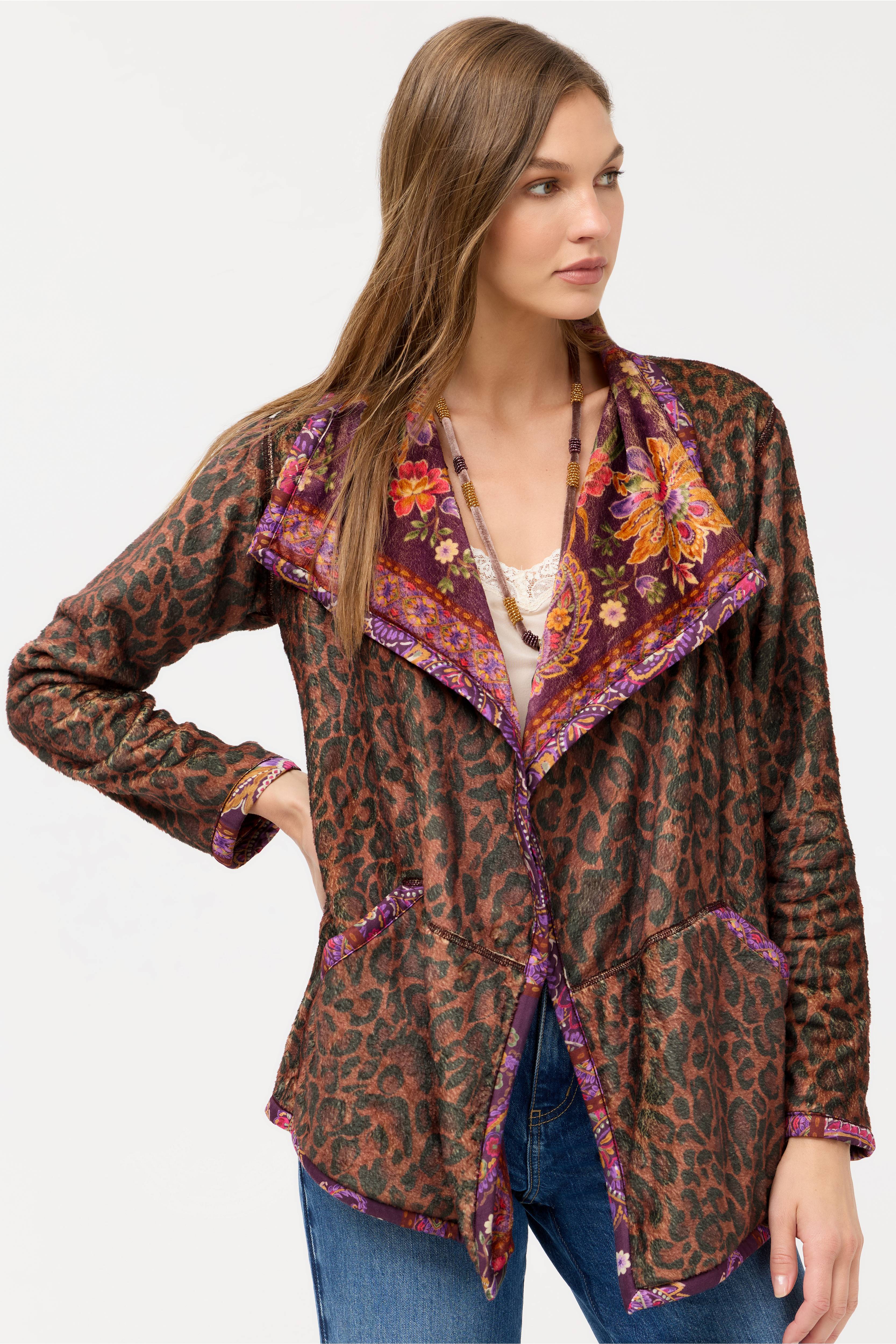 Joan Wrap Binded Sherpa Jacket Reverible - Domitila