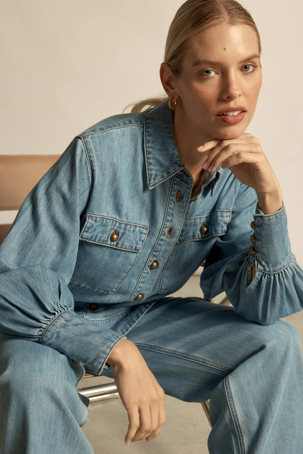 Crest Top Blue