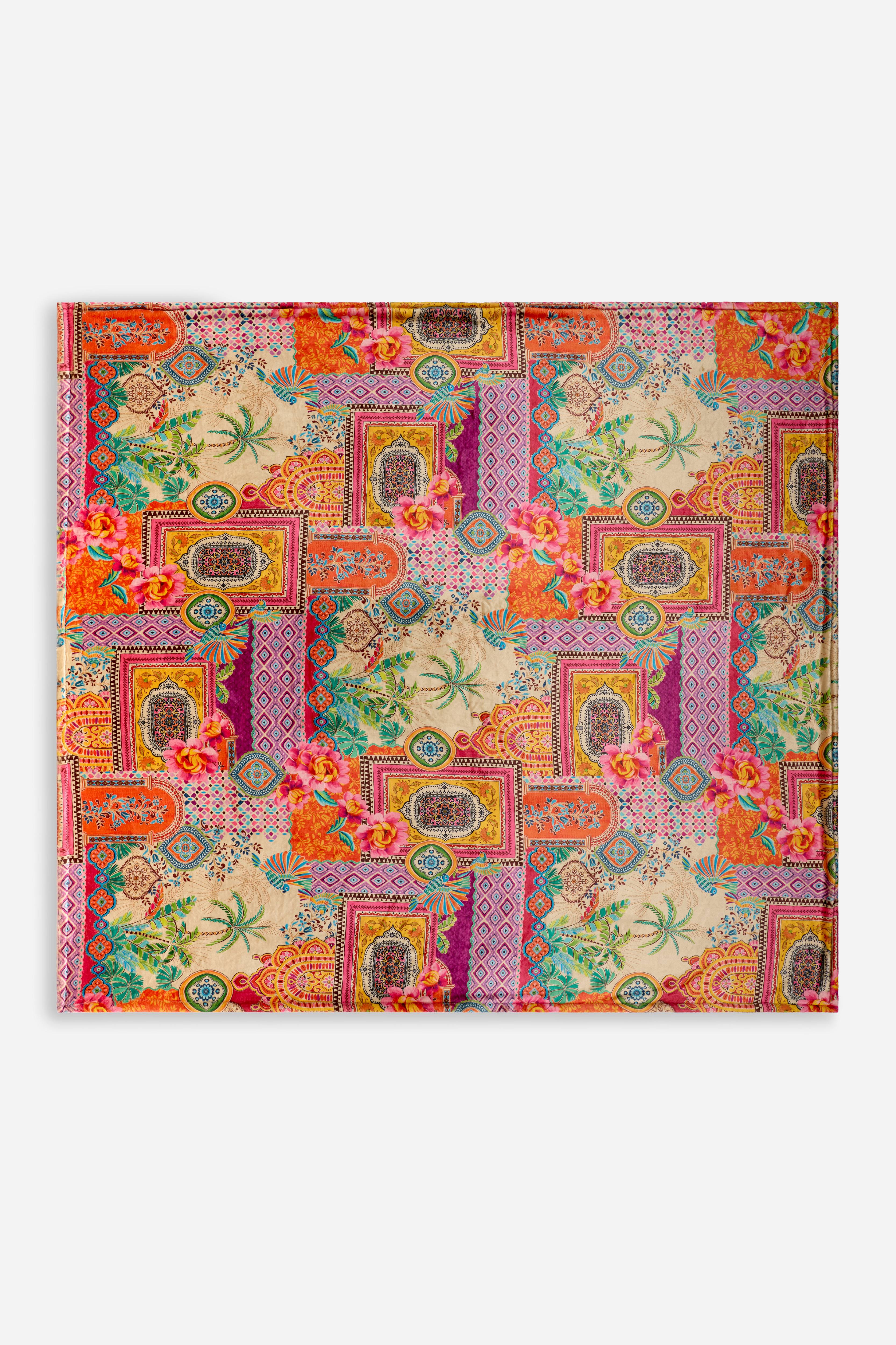Laurel Canyon Cozy Blanket Tami