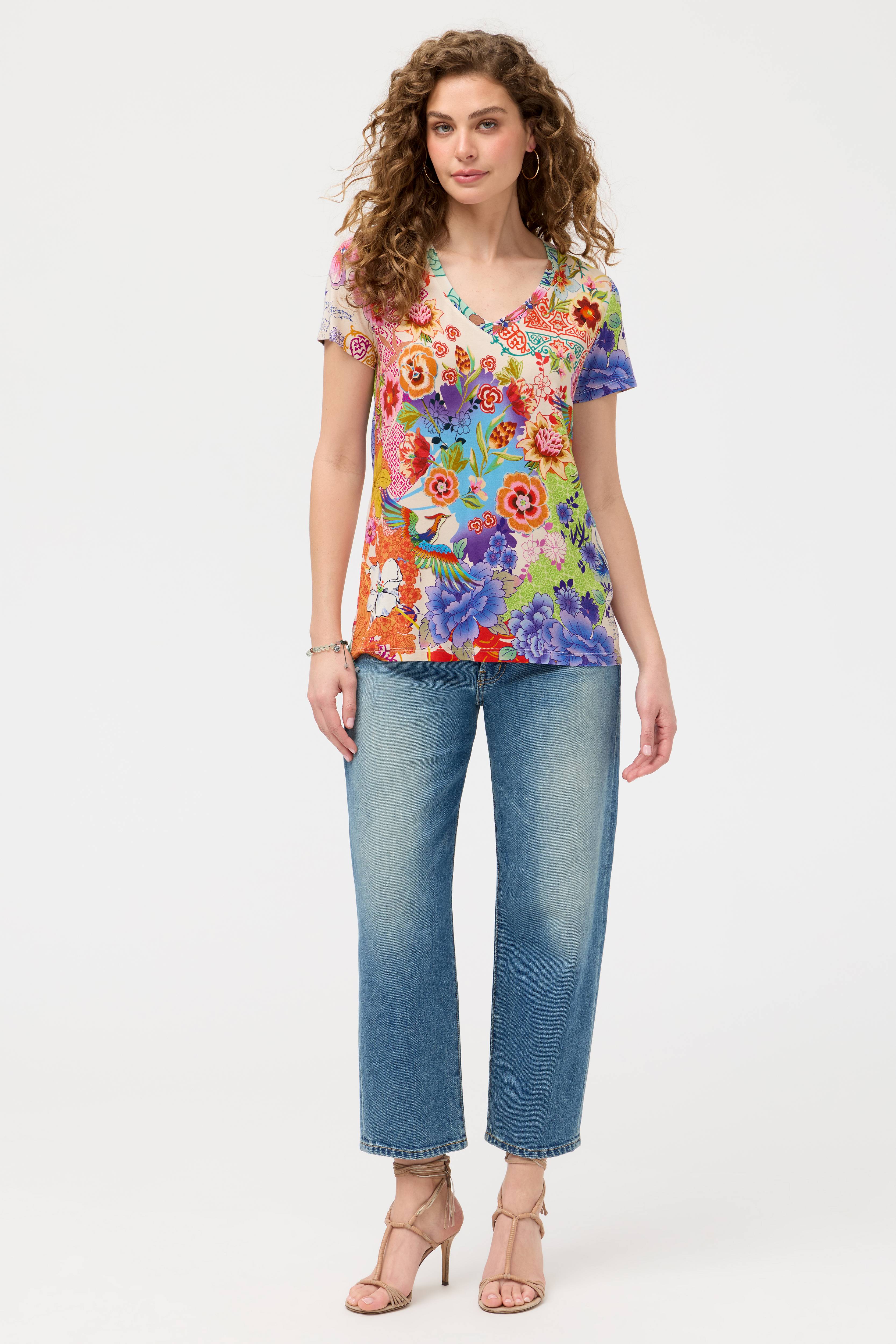 Janie Short Sleeve V-Neck Tee McDreamer